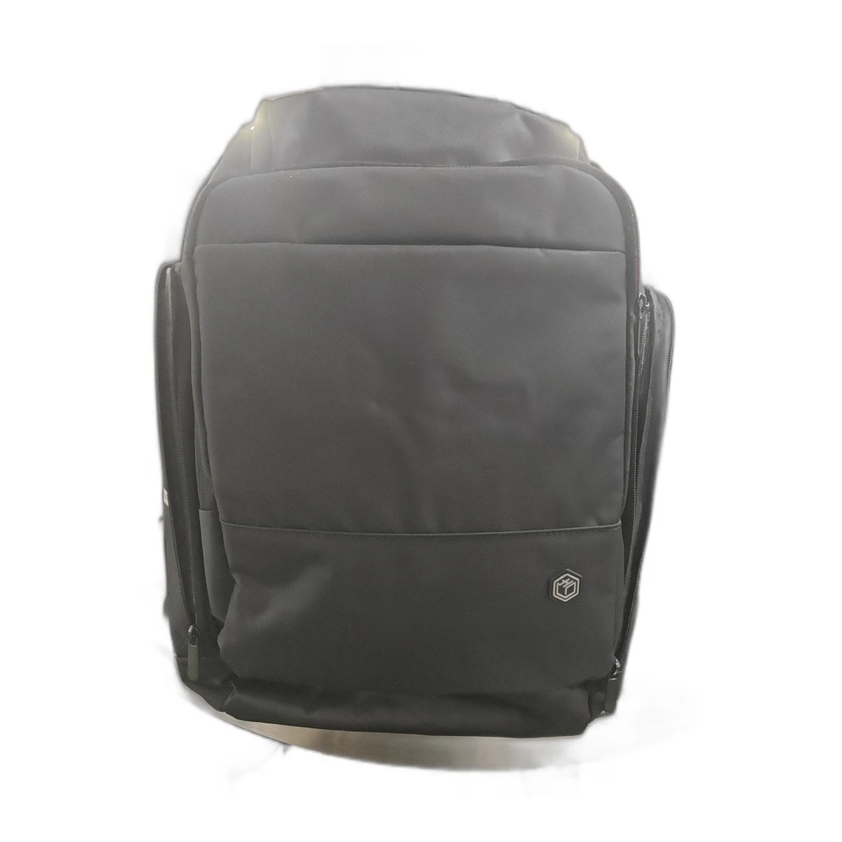 Sac à dos noir uni avec logo hexagonal