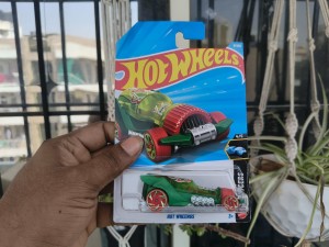 TREASURE HUNT HOT WHEENGS