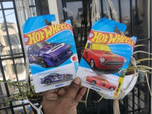 BOX DAMAGE MAZADA AND LOTUS