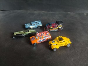 HOTWHEELS WITHOUT BOX 5 PIECE COMBO