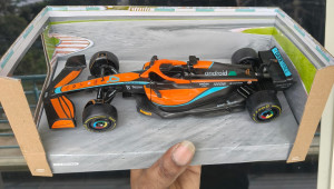 1:24 SCALE MCLARN F1 RASTAR