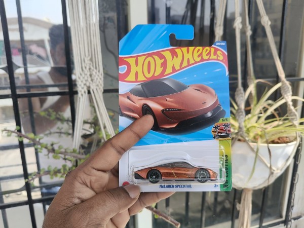 BOX DAMAGE (SUPER TREASURE HUNT) MCLAREN SPEED TAIL