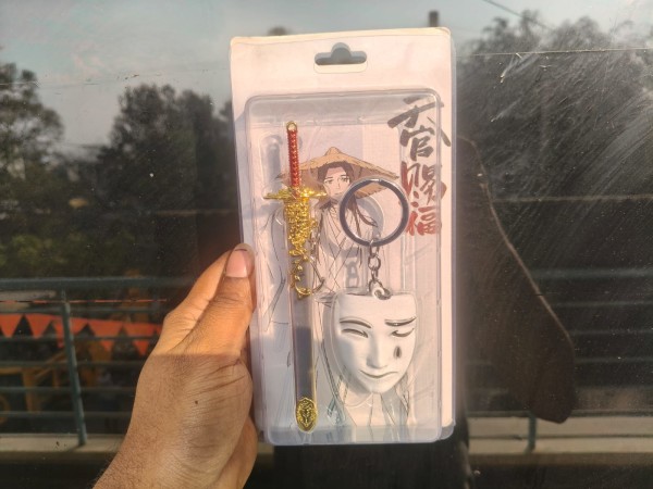 KNIFE WITH MASK COMBO