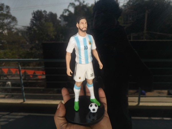 MESSI SMALL SCRATCH ACTION FIGURE CHECK 2ND IMAGE