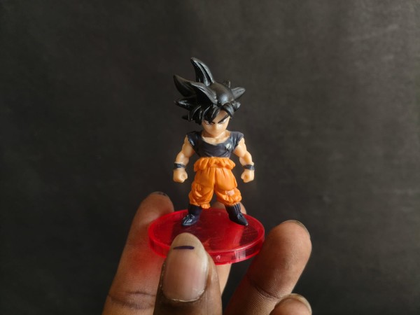 DBZ 6CM ACTION FIGURE