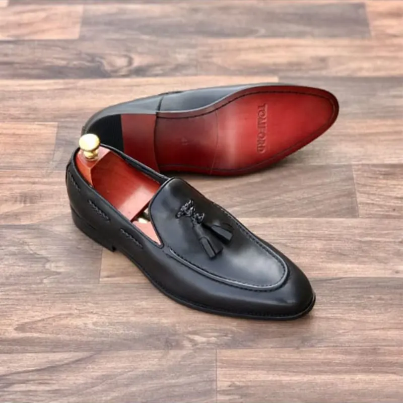 Tom Ford Signature Tassel Loafer - Urbantreks 