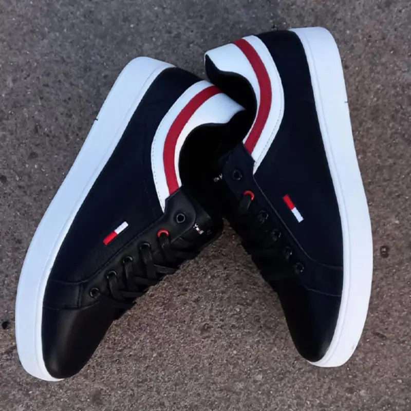 Tommy Hilfiger Sneakers - Urbantreks 