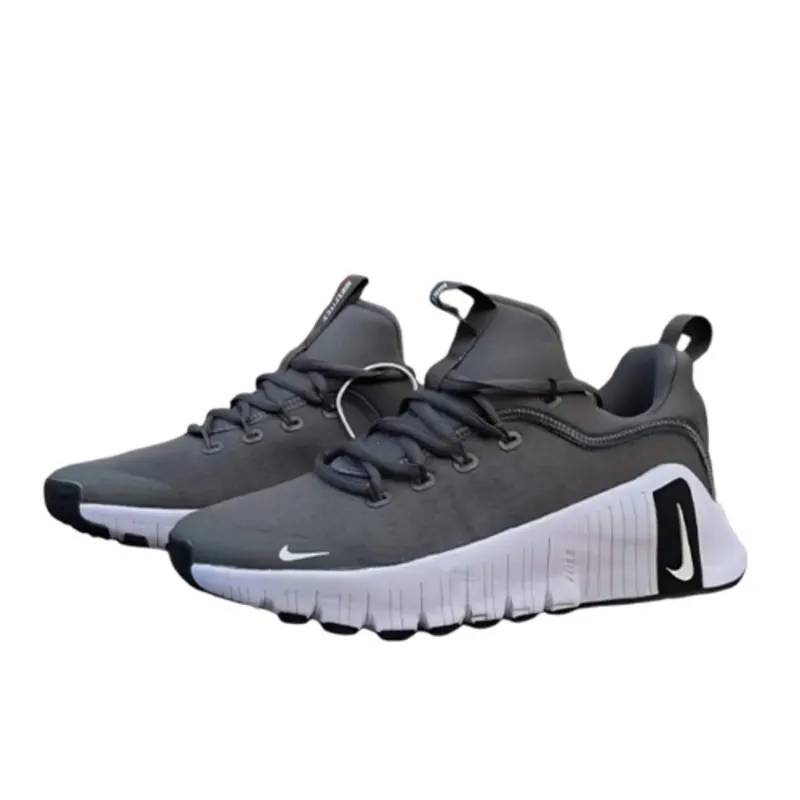 Nike Free Metcon 6  - Urbantreks 