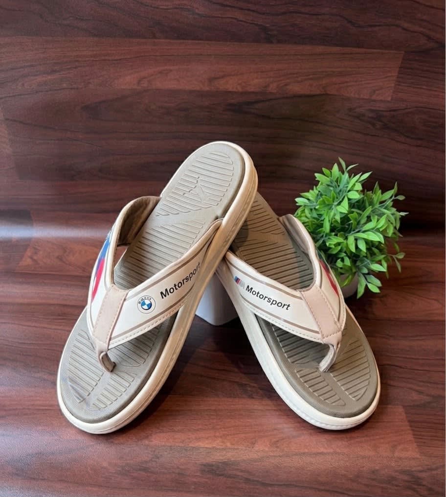 Off-White & Beige Casual Flip-Flops 2