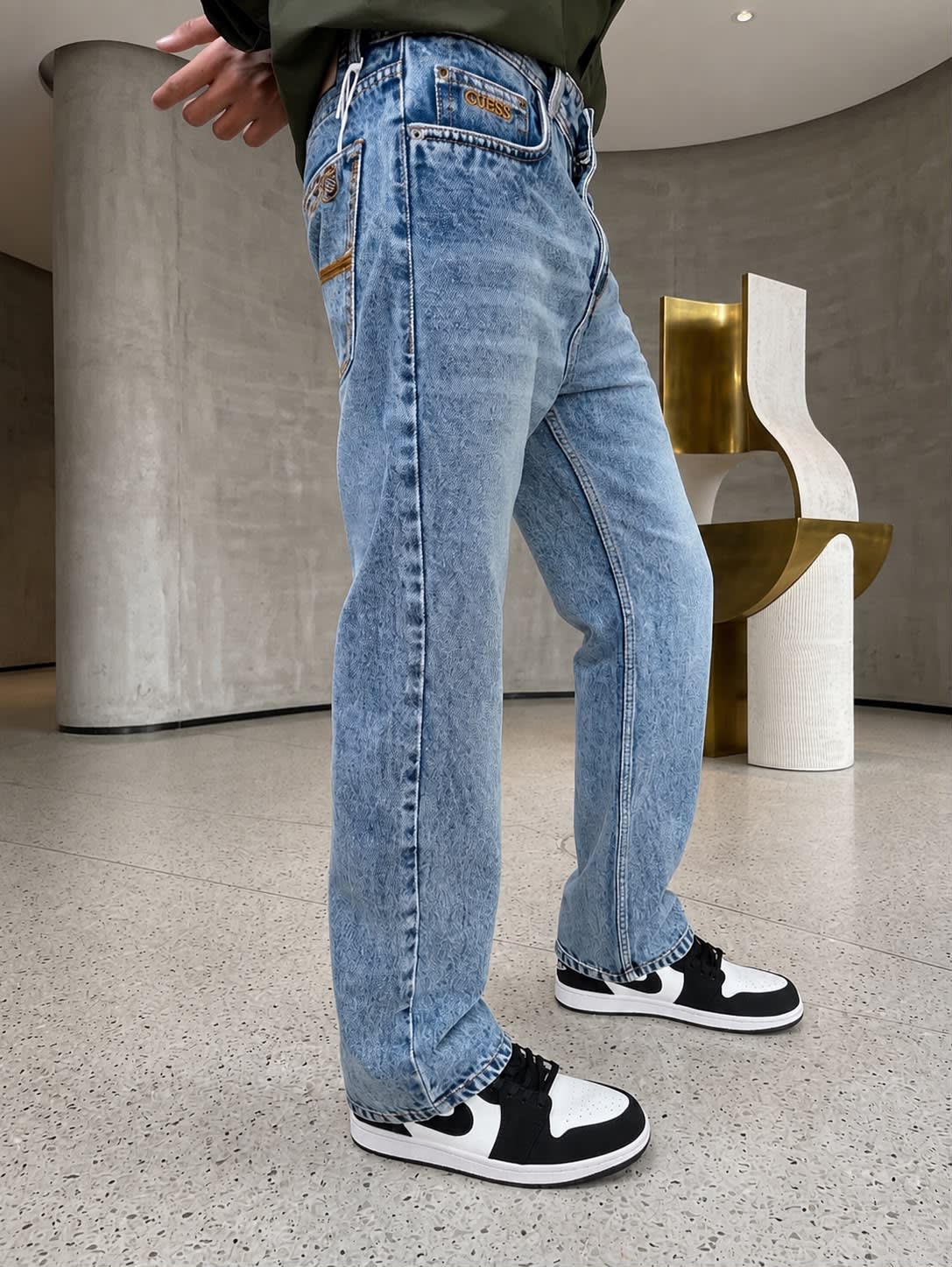 Men's Premium Light Wash Straight Fit Denim Jeans 1
