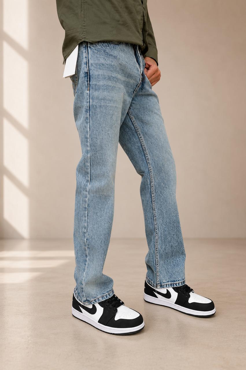 Men's Premium Light Wash Textured Straight Fit Denim Jeans 3