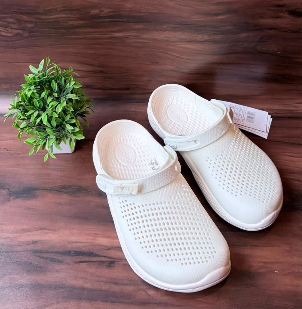 Premium All-White Ultra-Lightweight Breathable EVA Clogs 1