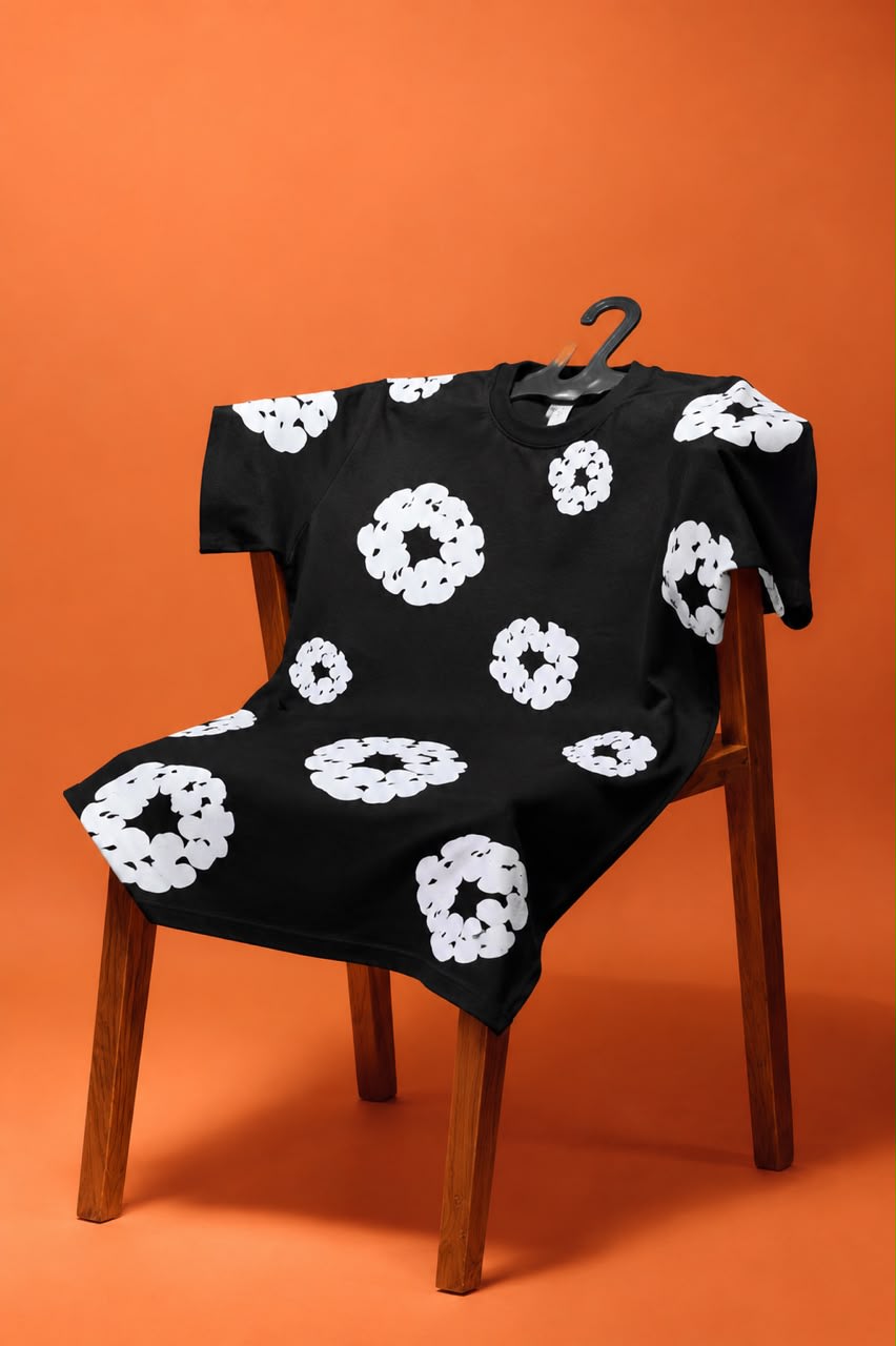 Men's Black & White Floral Motif All-Over Printed T-Shirt 1