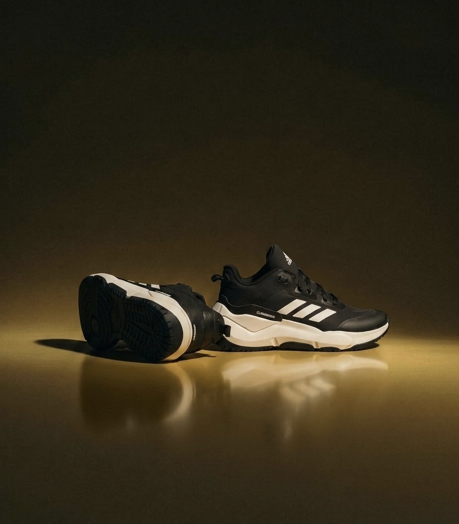 Men's Premium Black & White Outdoor Sports Shoes 1