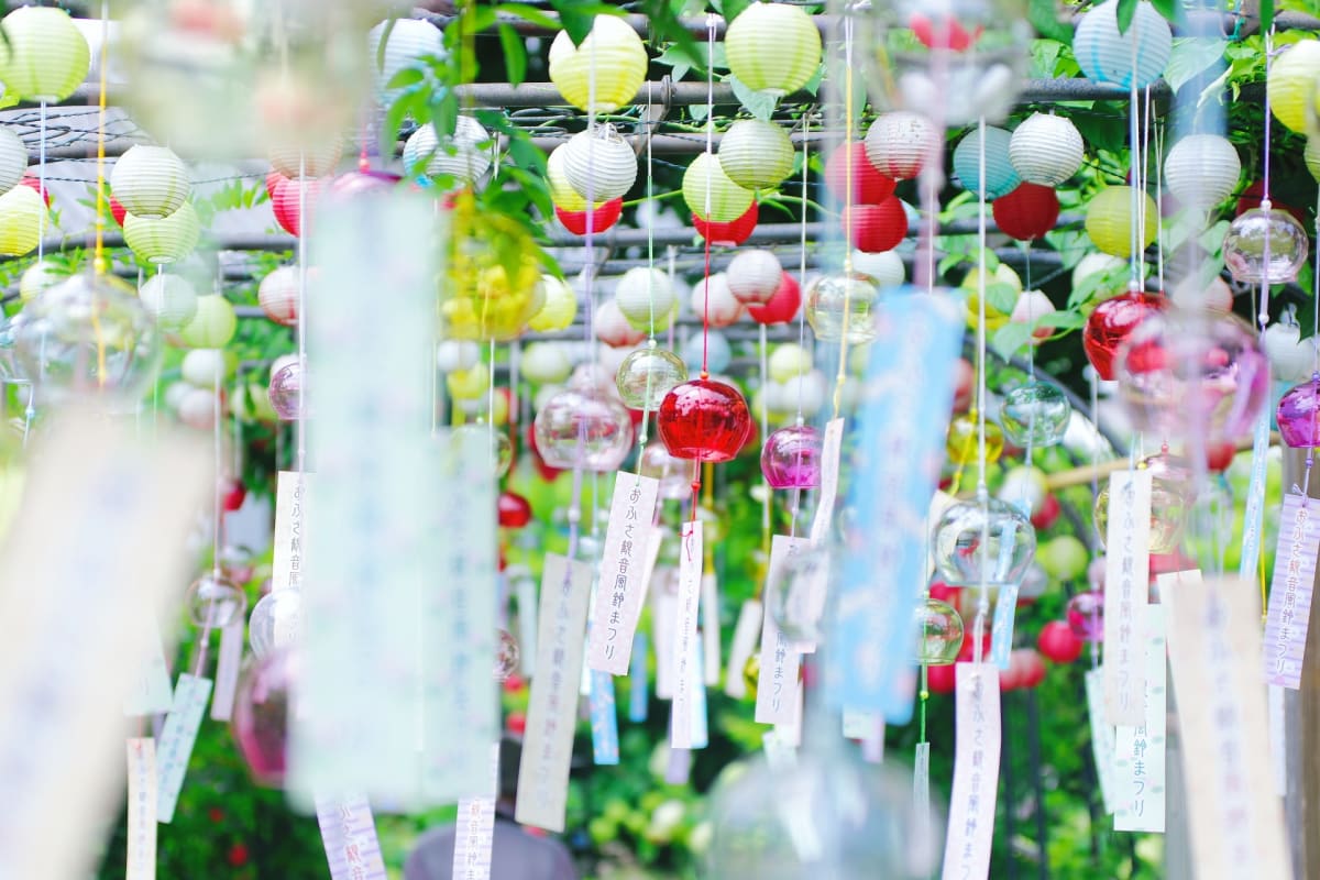 Scenic Wind Chimes Across Japan: Photogenic Moments in the Summer Breeze
