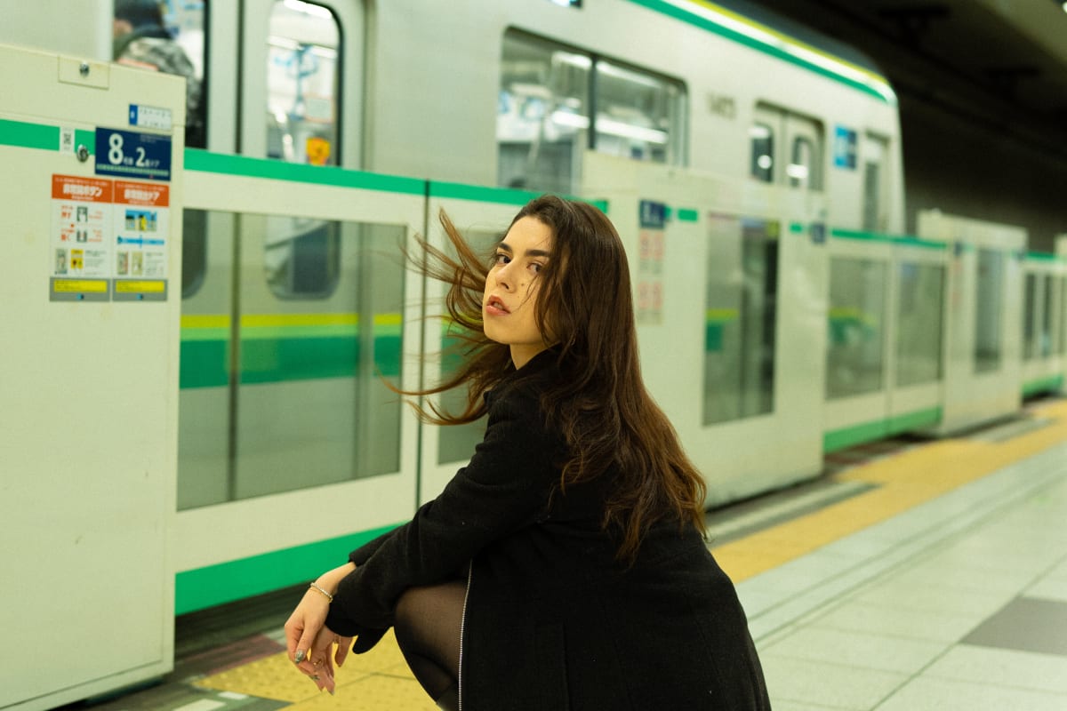 How to Hire Local Photographers in Japan: Services, Platforms, and What to Avoid