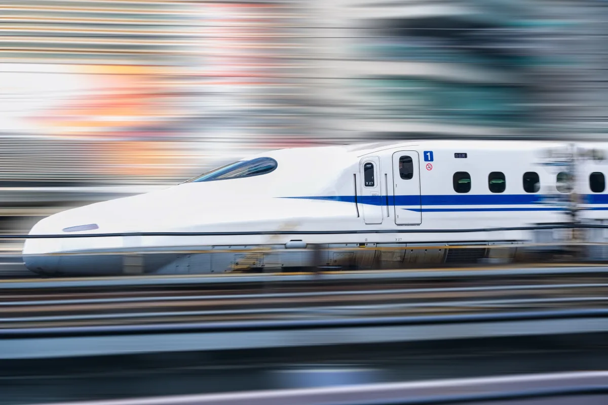 4 Perfect Spots to Take Pictures of the Bullet Train in Tokyo