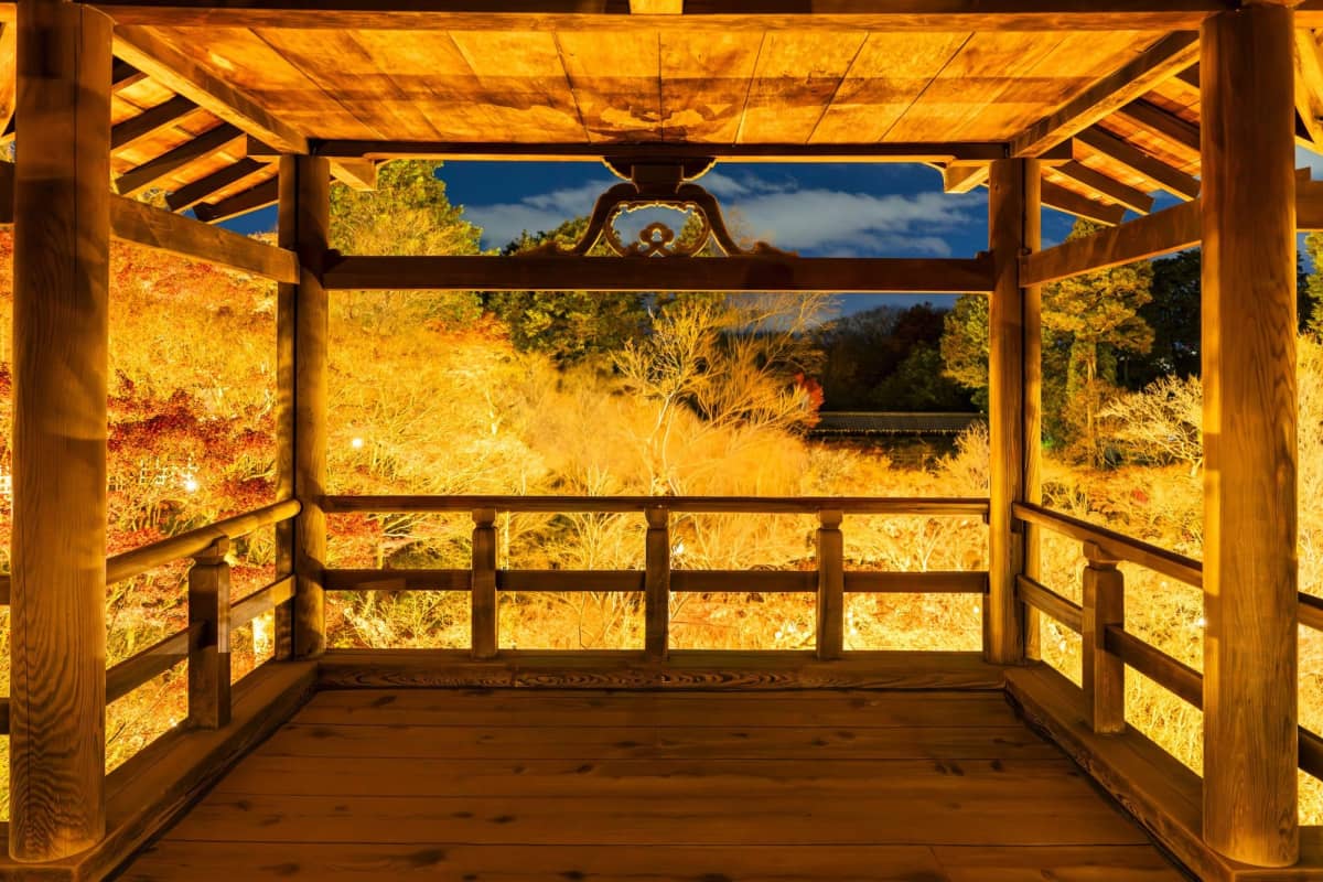 Traditional wooden temple buildings and peaceful Zen gardens at Tofuku-ji Temple in Kyoto.