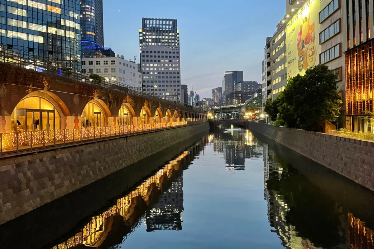 Scenic and photogenic viewpoint from Manseibashi bridge