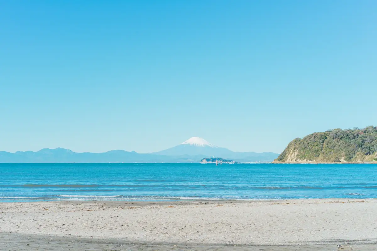 Zushi Beach Kanagawa - Beach with a view of Mount Fuji