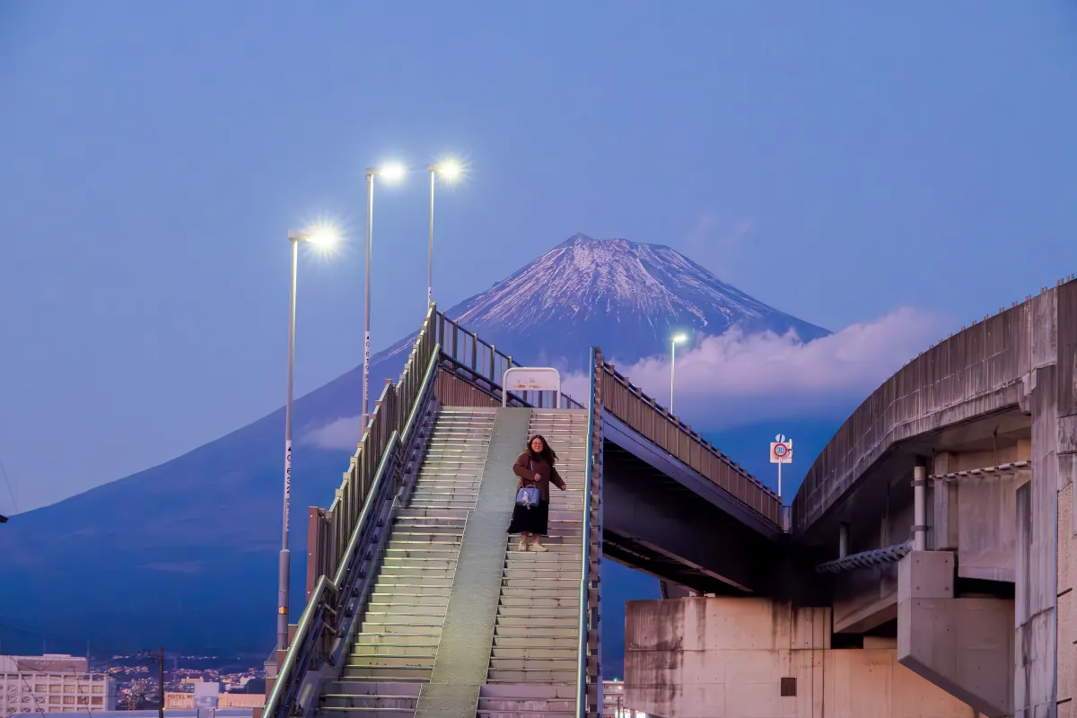 Fujisan Yume no Ohashi - Mount Fuji photo spot on a bridge