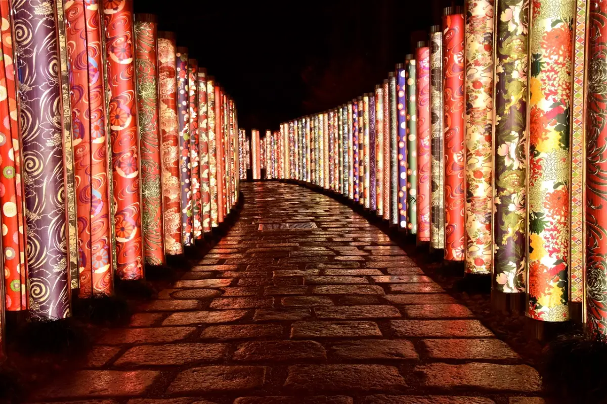 Kimono Forest Arashiyama - LED kimono pillars in Kyoto