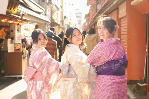Tokyo Photoshoot: Asakusa Temple