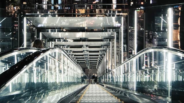 5 Photogenic Cool Stairways and Escalators in Tokyo