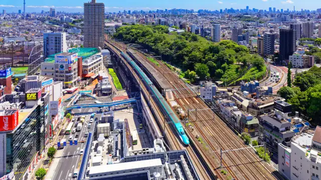 Hokutopia observation deck - Tokyo Shinkansen bullet train viewing spot