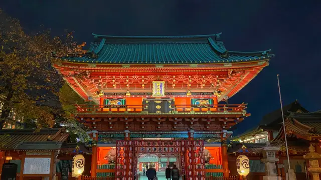 Kanda Myojin Shrine - Akihabara shrine in Tokyo
