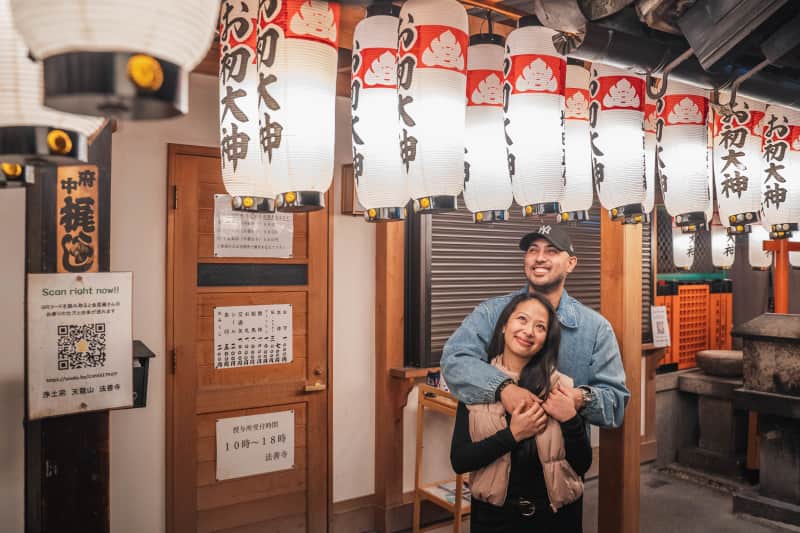 Osaka Memories: Personalized Photo Tour with Local Photographer gallery image 2