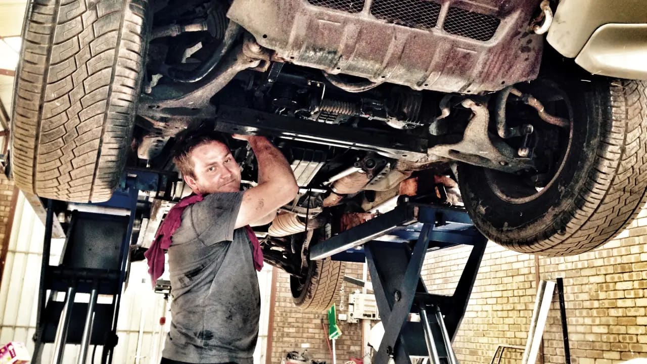 Land Rover Suspension Repair – Luxury Meets Rugged Reliability