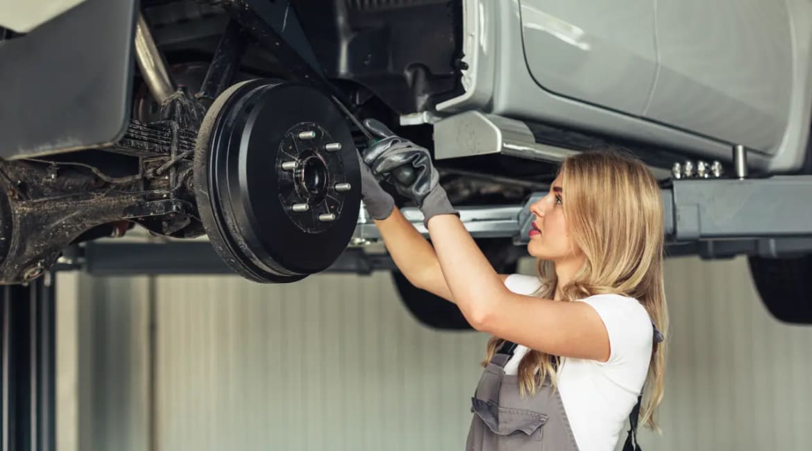 Rolls Royce Suspension Repair – When Smooth Turns Shaky