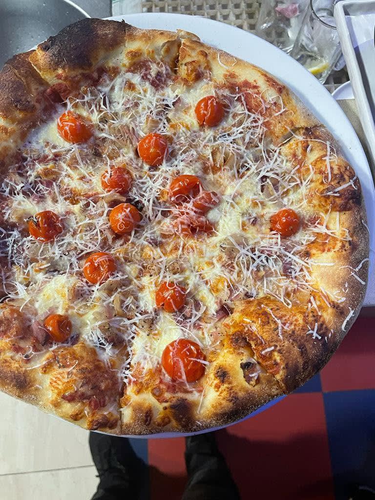 Pizza4U - Restaurant in Ħamrun, Malta