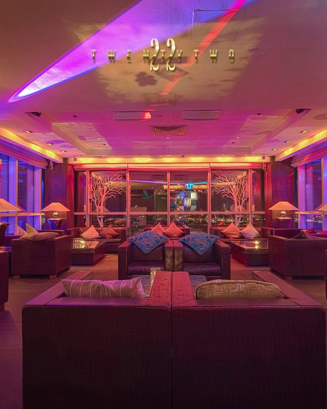 TwentyTwo - Bar in St. Julian's, Malta