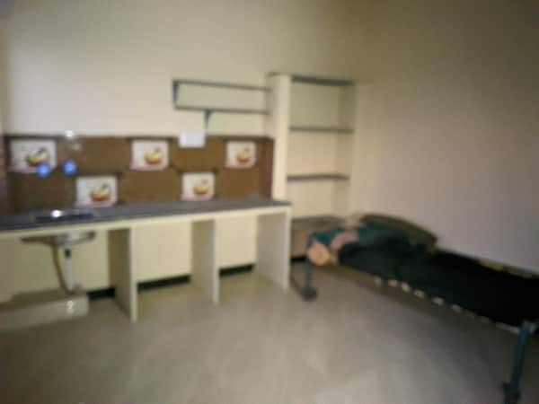 Single room in englishpura - Image 4