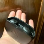Écouteurs JBL Wave Buds - État Neuf - image 1