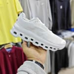 Chaussures de Course On Running Cloud - Blanc (Tailles 40 / 42) - image 1