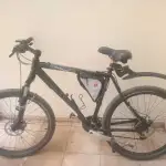 Vélo VTT aluminium robuste – Parfait état - image 1