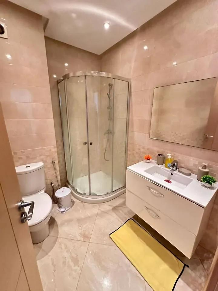 Spacious Apartment for Rent in [District], [City] - 5