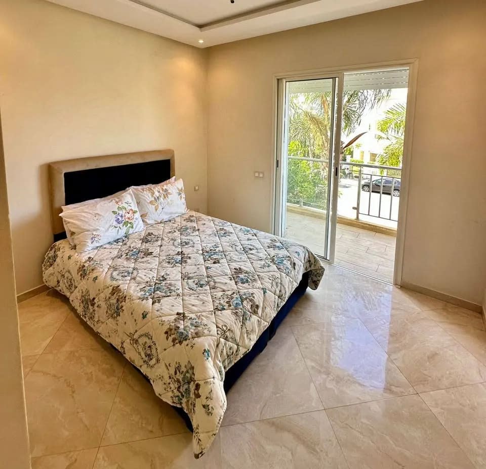 Spacious Apartment for Rent in [District], [City] - 7