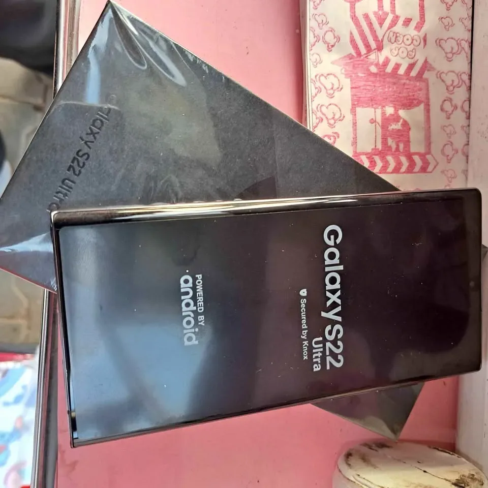 Samsung s22 ultra 128g n9a 10/10 - image 1