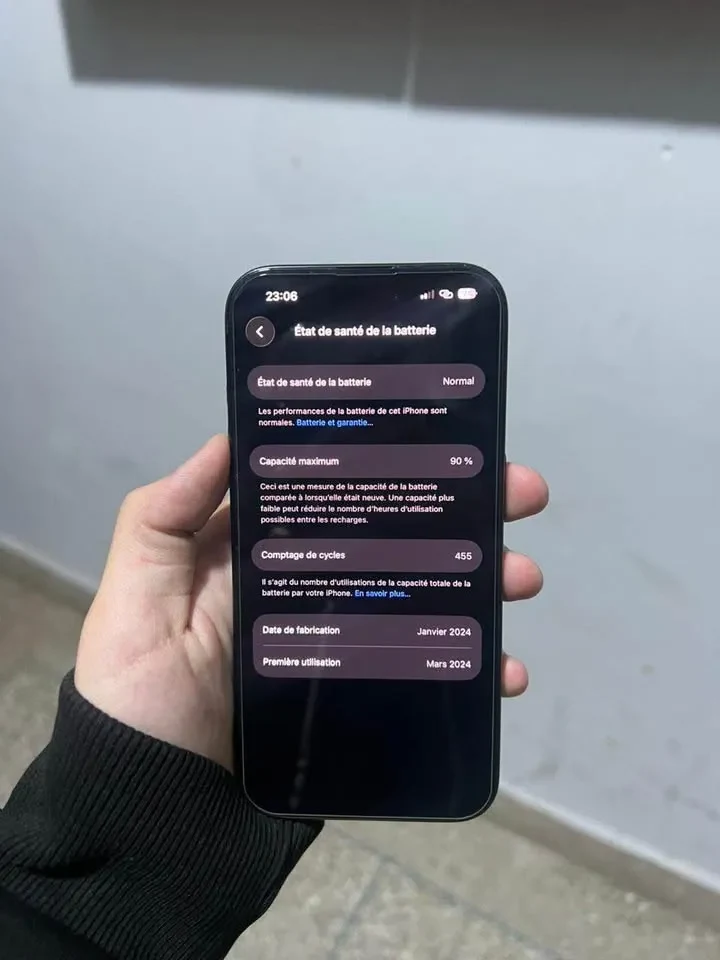 Iphone 15 pro 128 g 90 🔋lon malaki - image 3