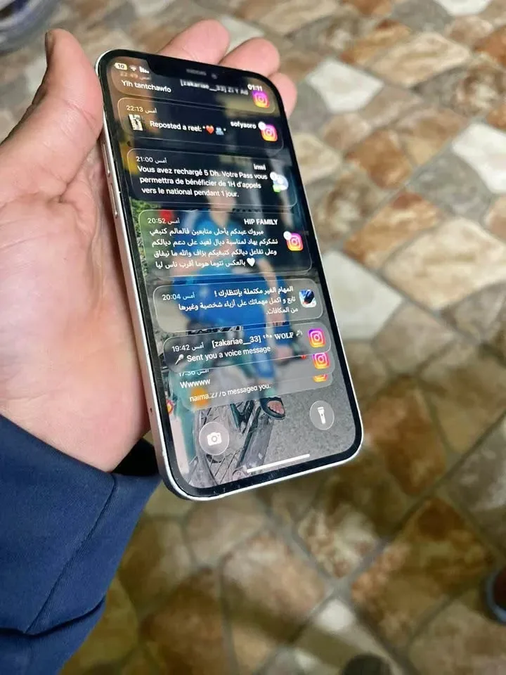 Iphone 12 oficeal - image 2