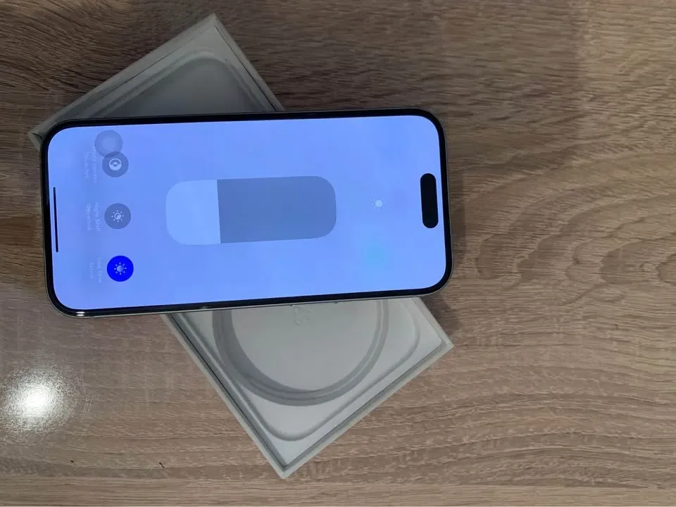 IPHONE 15 (128-95%) - image 3