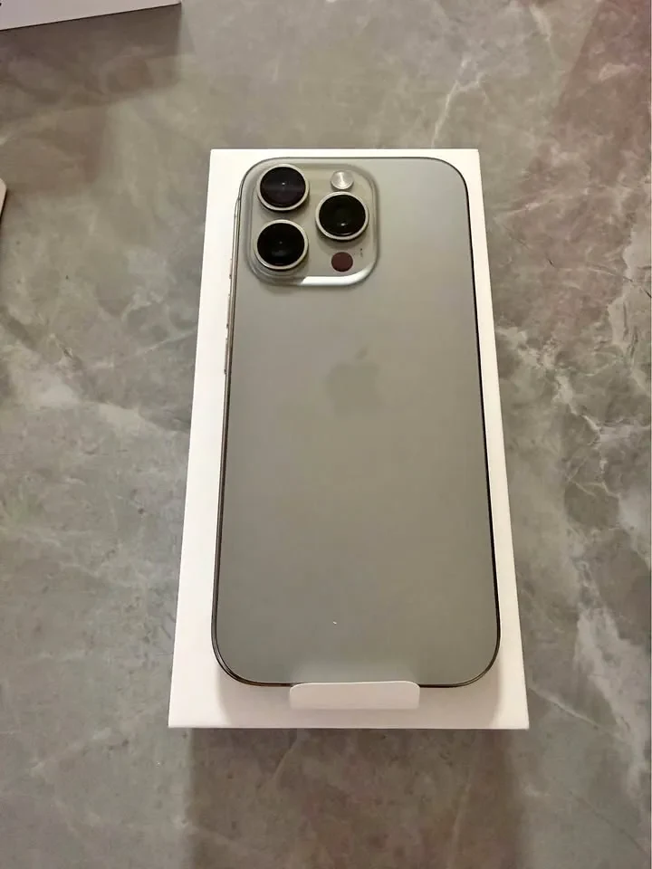 Iphone 16 pro max eSIM - image 1