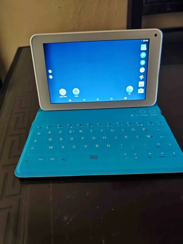 Tablette pour enfant - image 1