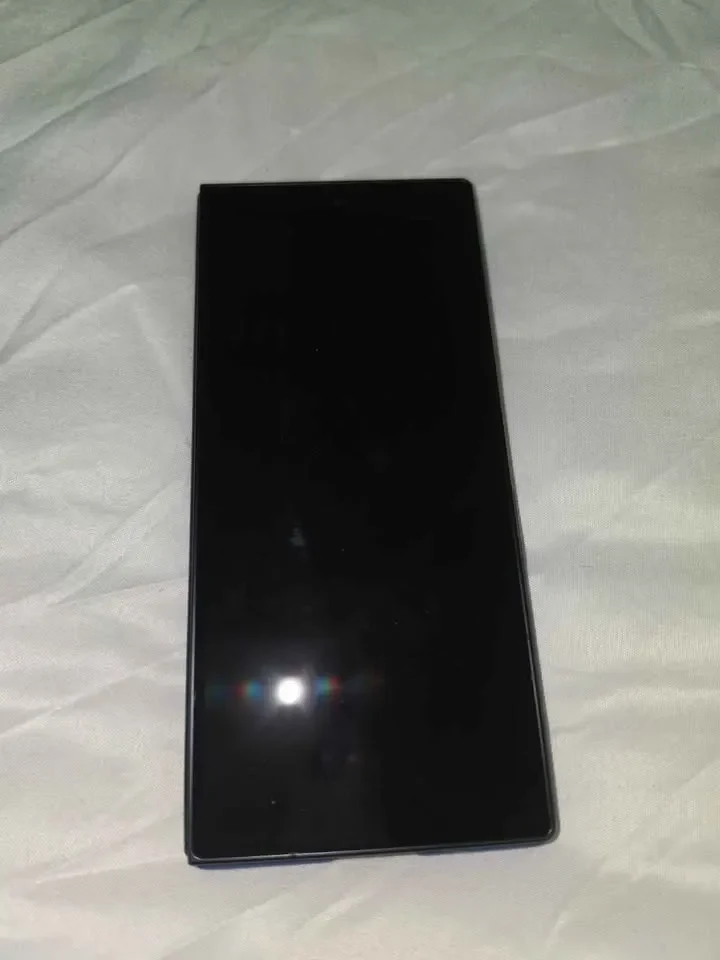 Samsung Z fold 7 256GB 12 ram cover original - image 4