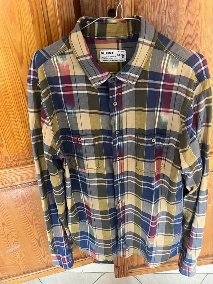 Chemise pull&bear taille L - image 2