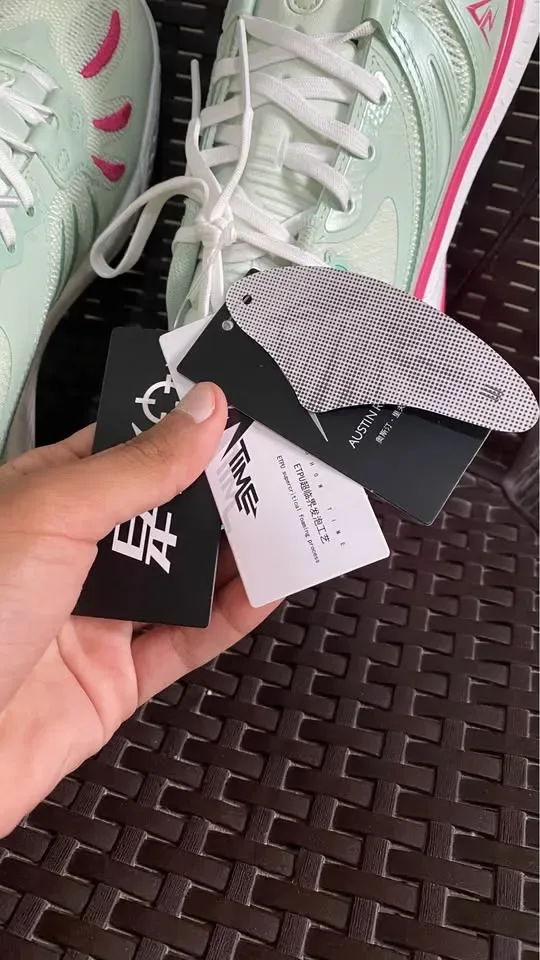 Sbrdila Unisex Size 41 - image 2